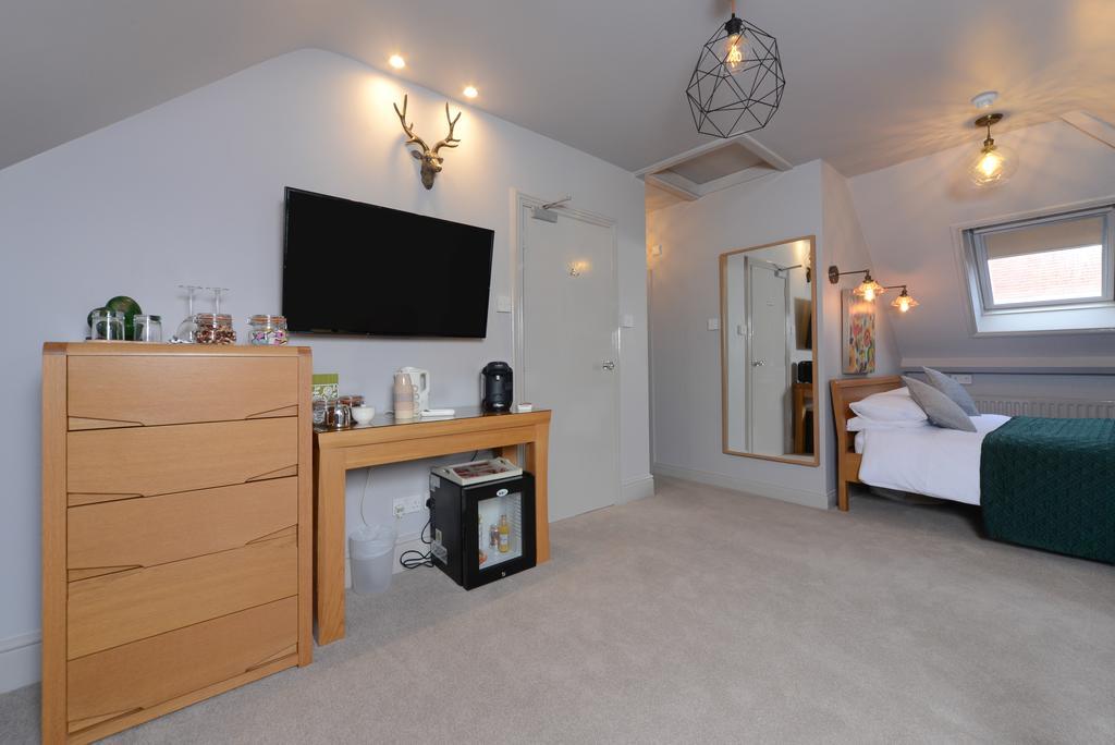 Mory House Panzió Bournemouth Kültér fotó